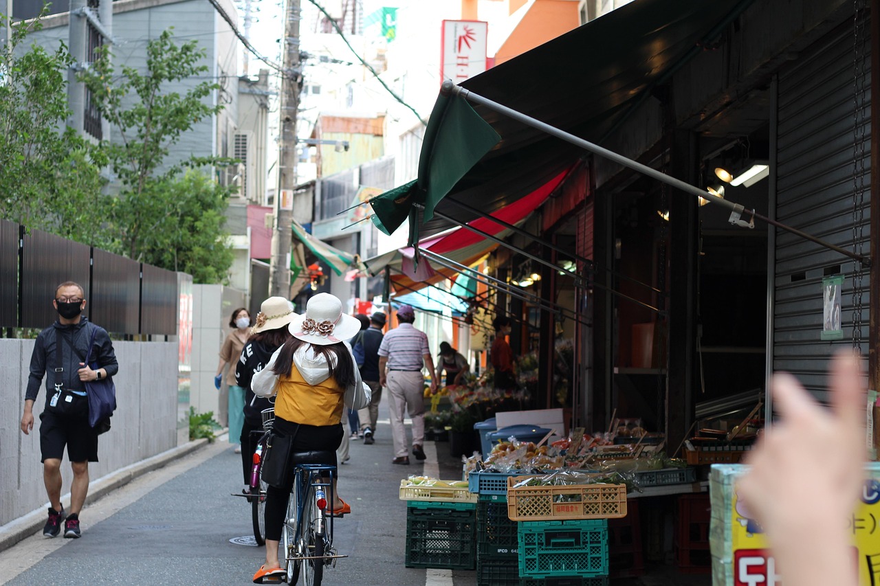 시진핑의 방한, 한중관계의 새로운 전환점을 맞이하다 시진핑 중국 국가주석이 연설 중에 청중을 바라보는 모습