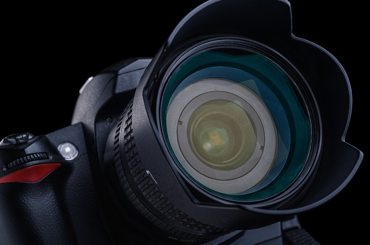 메가MGC커피의 지역 상생 프로젝트와 신메뉴의 매력 다양한 메가 트렌드를 소개하는 그래픽 디자인의 이미지