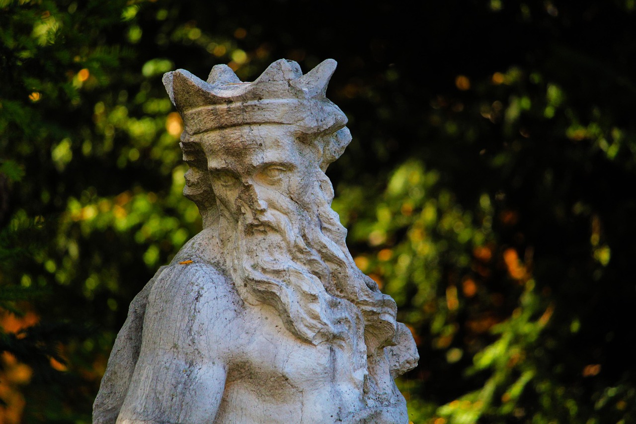 바이에른 대 아우크스부르크 경기를 관람하는 팬들이 모여 응원하는 모습